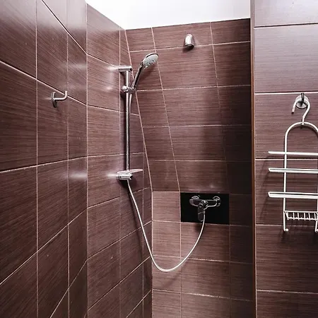 Moho E * Вроцлав