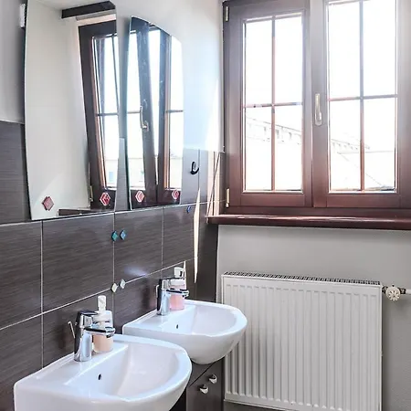 Moho E Ξενοδοχείο