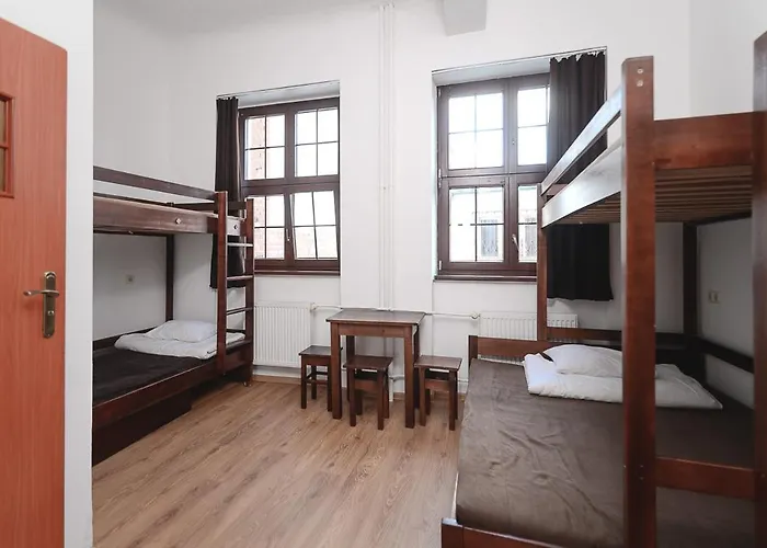 Moho E Ξενοδοχείο *